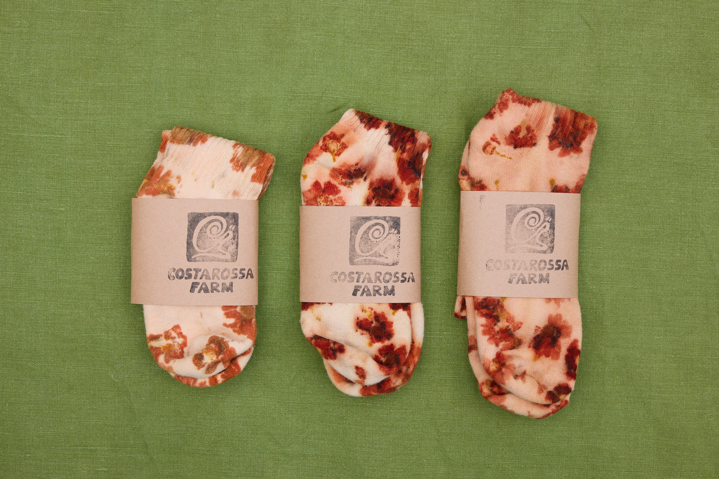 Coreopsis dyed socks